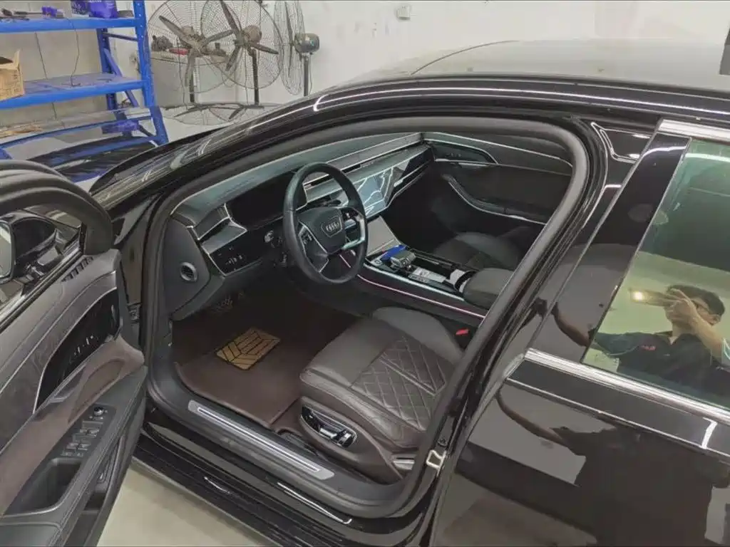 Audi A8 A8 L 50 TFSI quattro Select