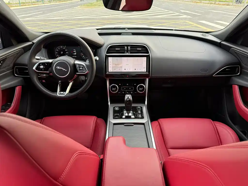 Jaguar XEL 2.0 T 200 PS R-DYNAMIC Youth Sport