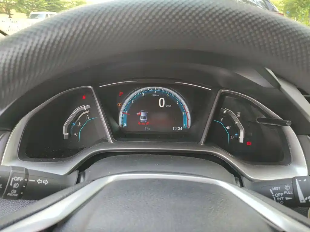 Civic 220 TURBO CVT Luxury