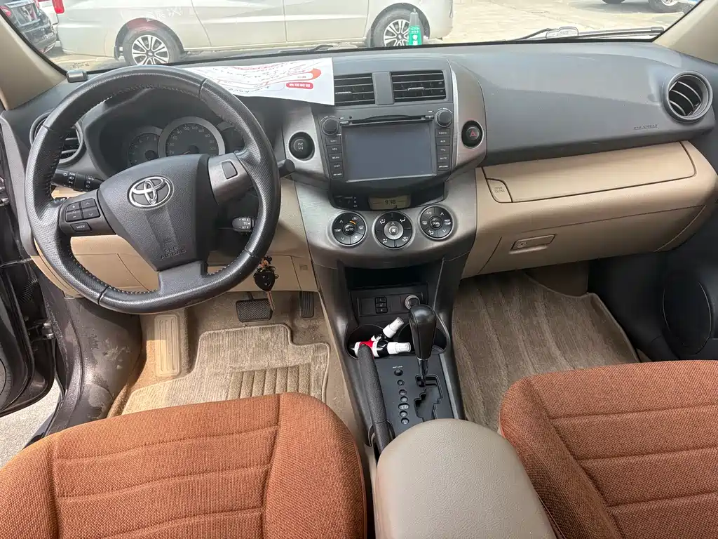 RAV4 Dazzle Pack 2.4 L Auto 4 WD Luxury