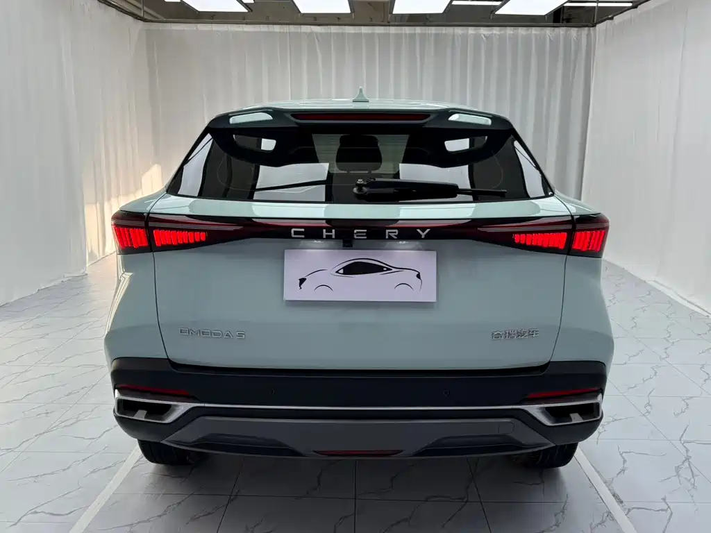 Omoda 1.5 T CVT Control World