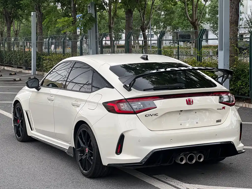 Civic (Import) 2.0 T 420 TURBO TYPE R