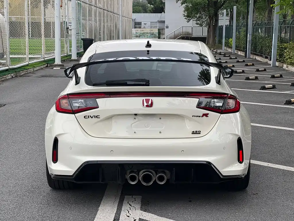 Civic (Import) 2.0 T 420 TURBO TYPE R