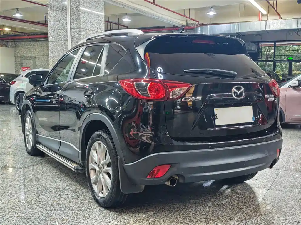 Mazda CX-5 2.5 L Auto 4 WD Distinguished