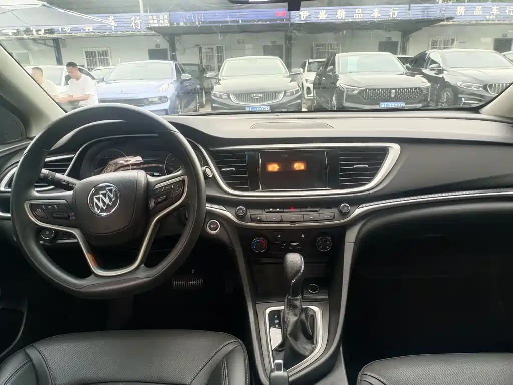 Excelle GT 1.3 T Auto Light Hybrid Elite