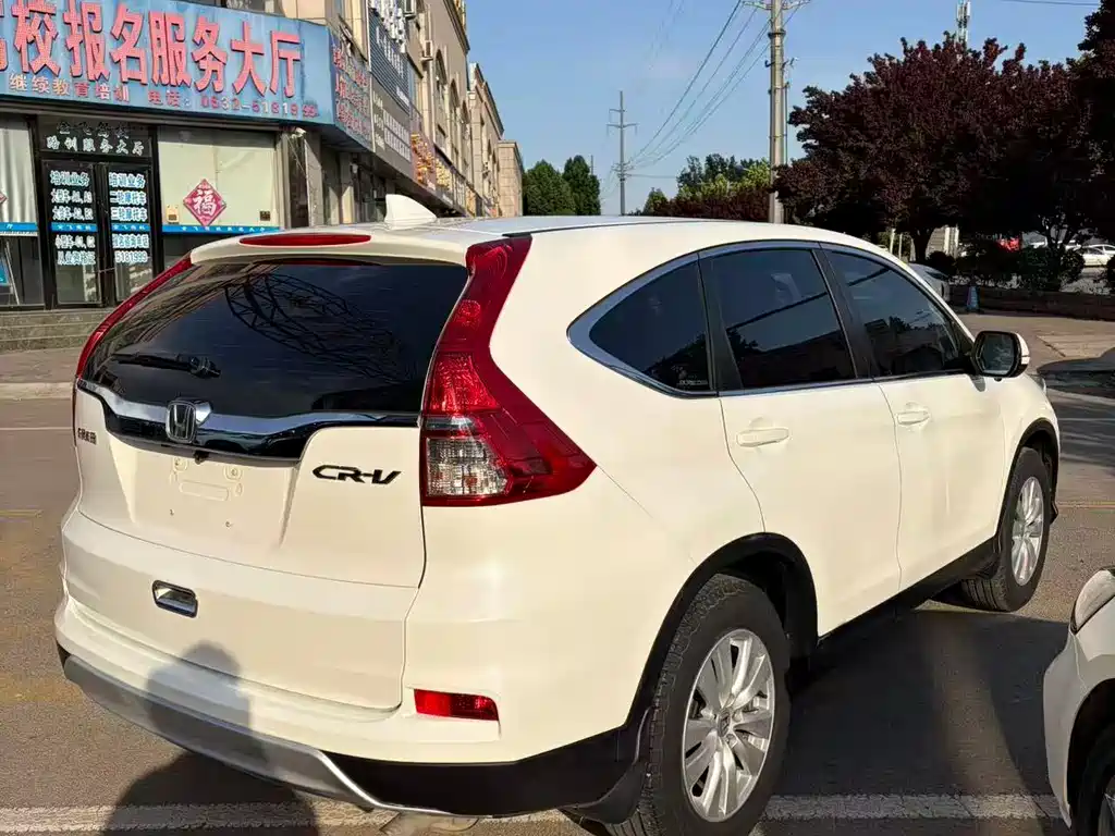 Honda CR-V 2.0 L 2 WD Urban