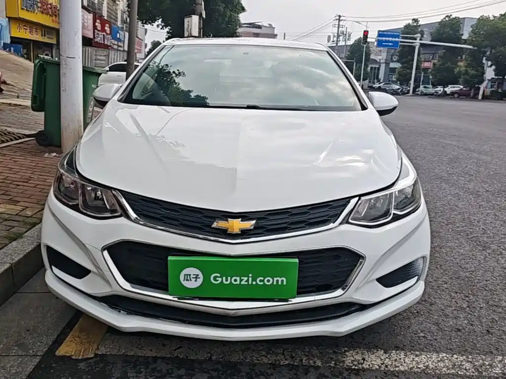 Cruze 1.5 L Auto Pioneer Sunroof
