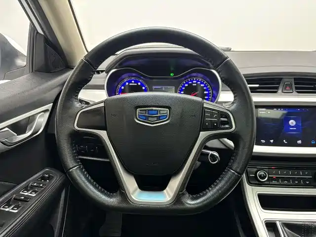 Vision 1.5 L Manual Happy