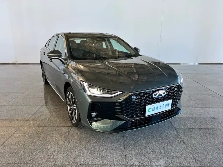 Chery Arrizo 8 PRO 1.6 T DCT Luxury +