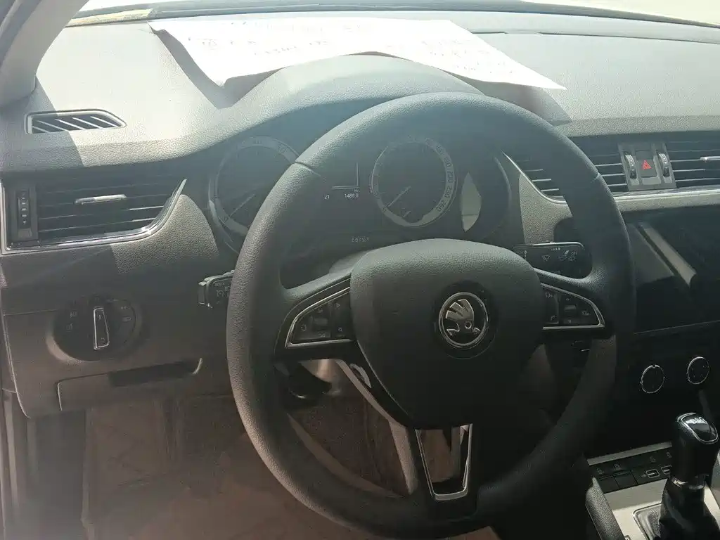 Octavia TSI280 DSG Smart Travel Luxury CN-VI