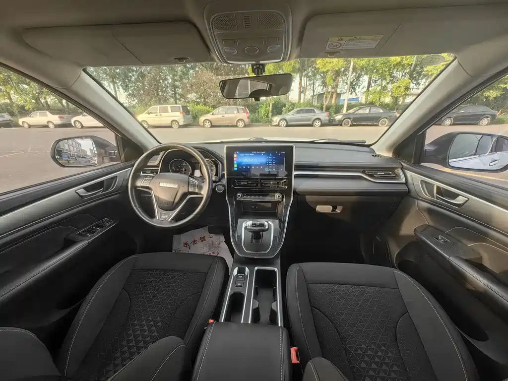 Haval M6 PLUS 1.5 T DCT Elite Connected