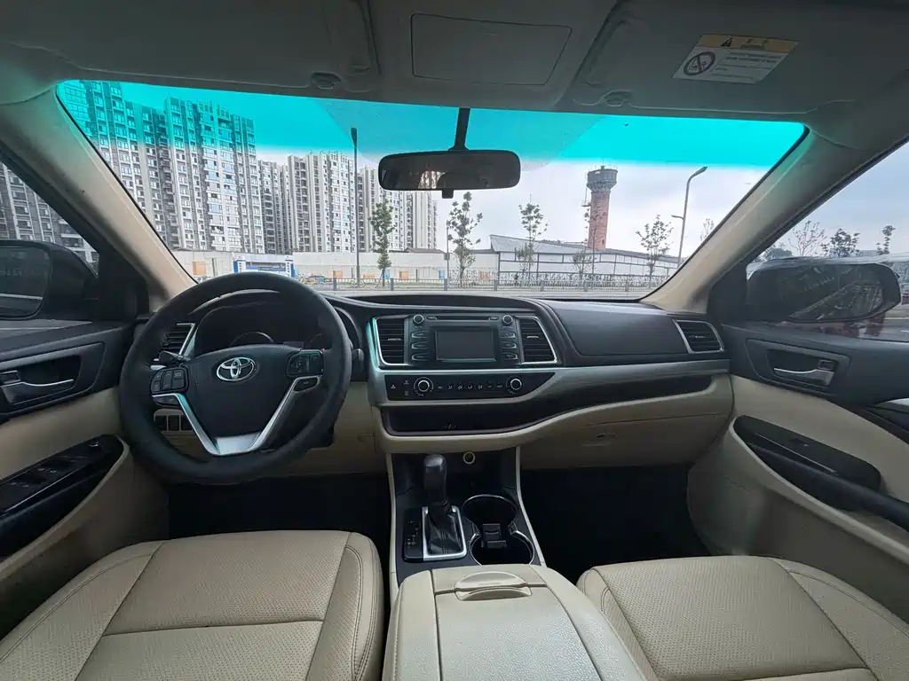 Highlander 2.0 T 4 WD Elite 7-seat