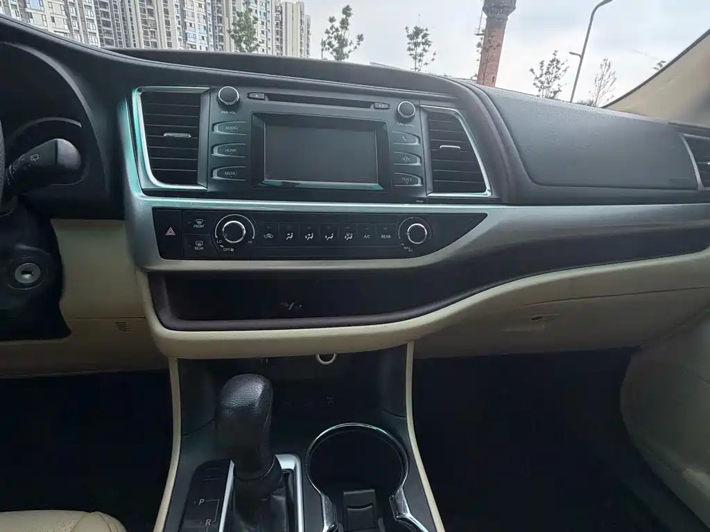 Highlander 2.0 T 4 WD Elite 7-seat
