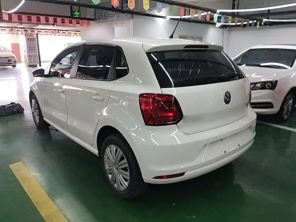 Polo 1.6 L Auto Comfort