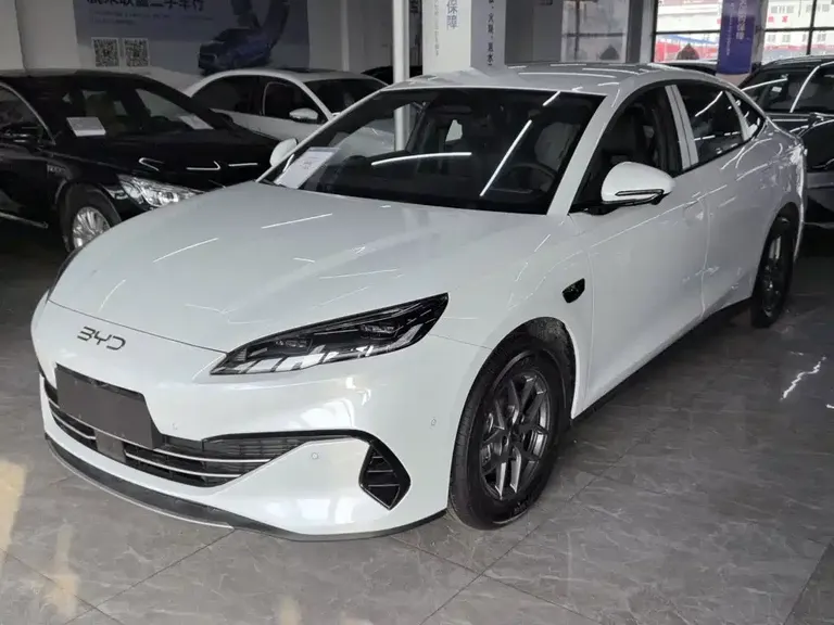 BYD Seal 06 DM-i Smart Drive 80 KM Luxury