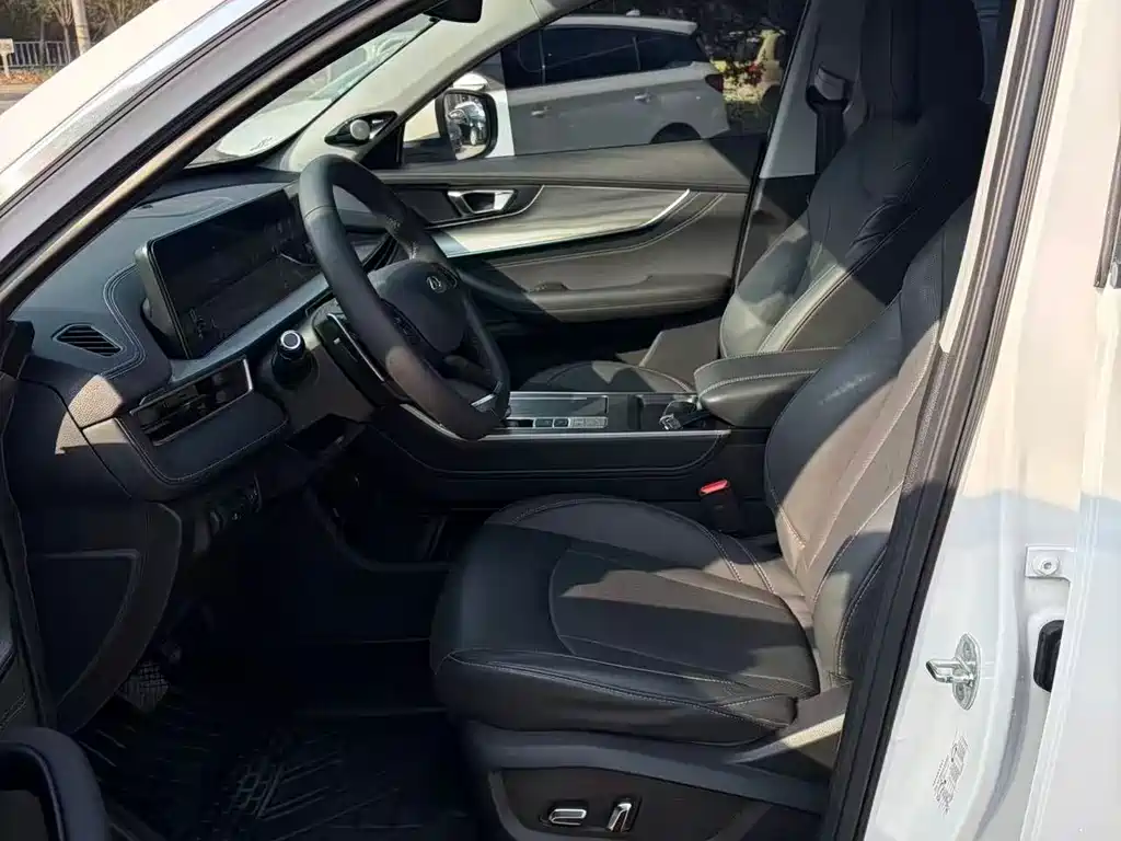 Tiggo 8 Kunpeng 290 TGDI Auto Outstanding