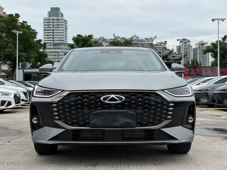 Chery Arrizo 8 PRO 1.6 T DCT Luxury +