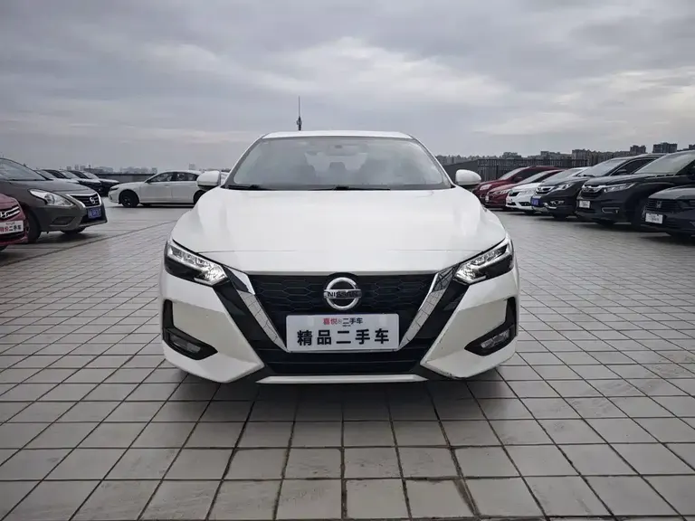 Nissan Sylphy 1.6 L XL CVT Joy
