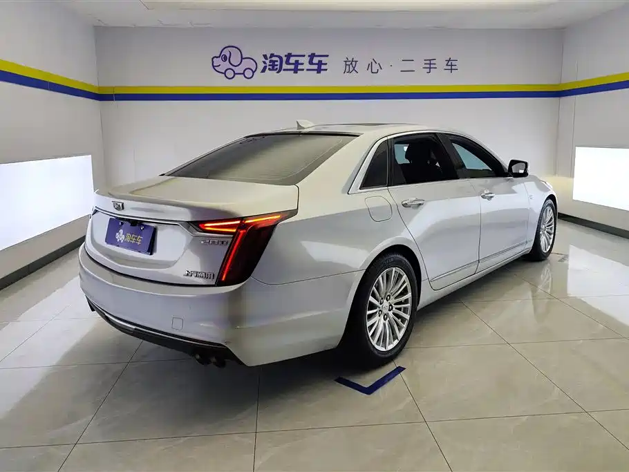 Cadillac CT6 28 T Luxury
