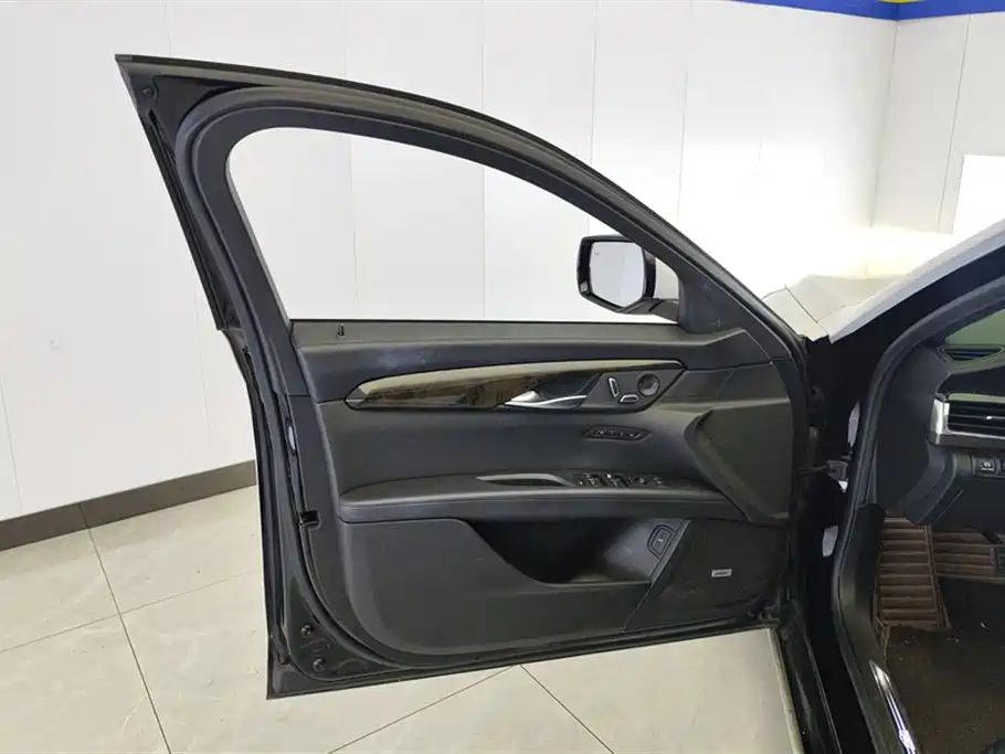 Cadillac CT6 28 T Luxury