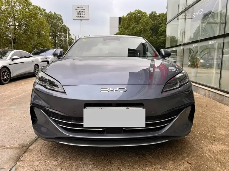 BYD Seal 06 DM-i Smart Drive 120 KM Flagship