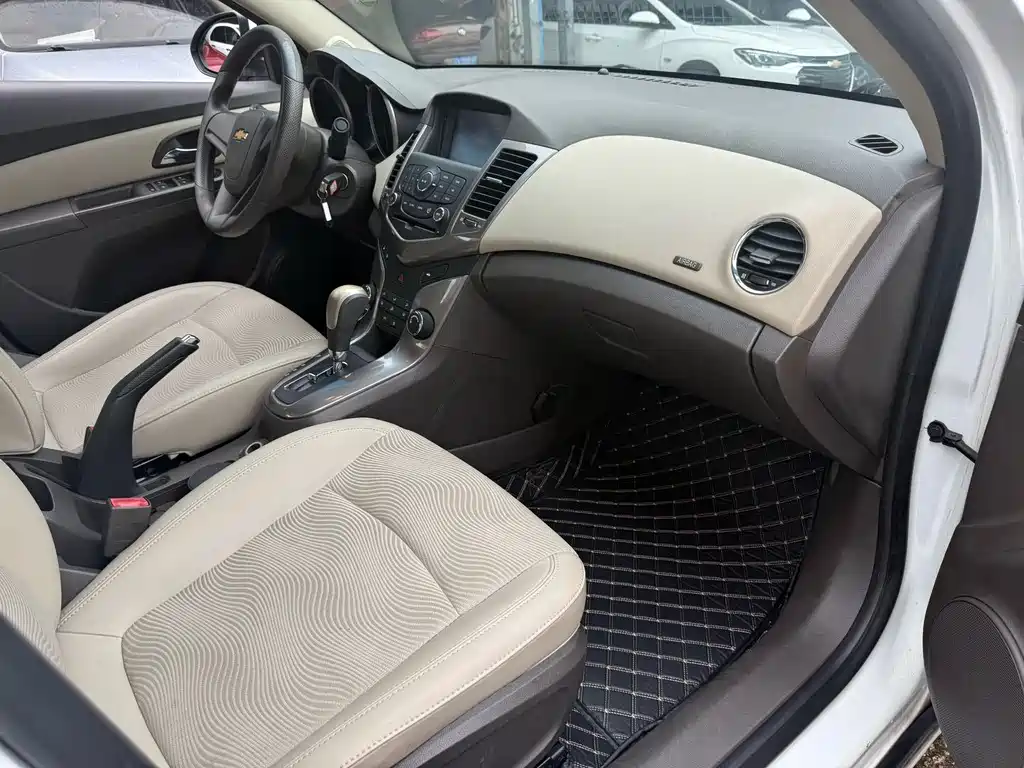 Cruze 1.5 L Classic SE AT