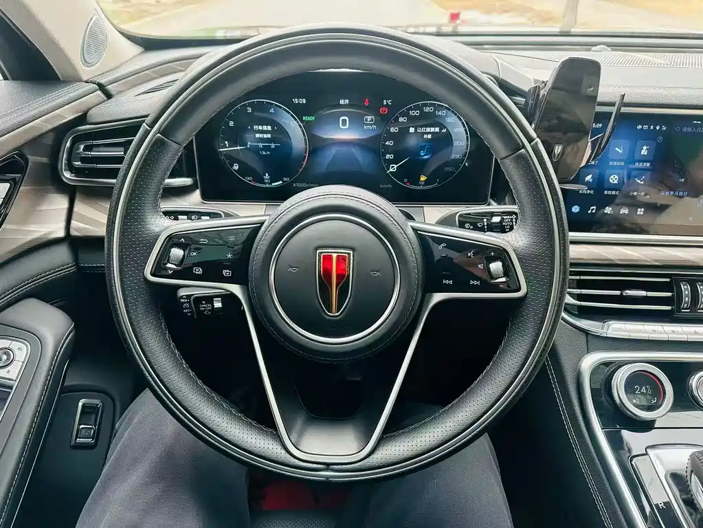 Hongqi H9 2.0 T Connected Flagship Enjoyment