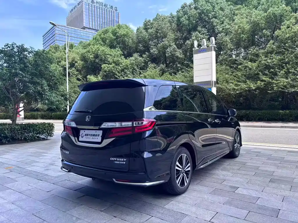 Odyssey 2.0 L Sharp· Smart Enjoyment