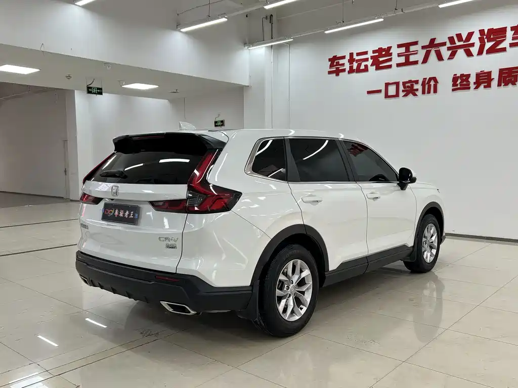 Honda CR-V 240 TURBO 2 WD Sharp Style 5-seat