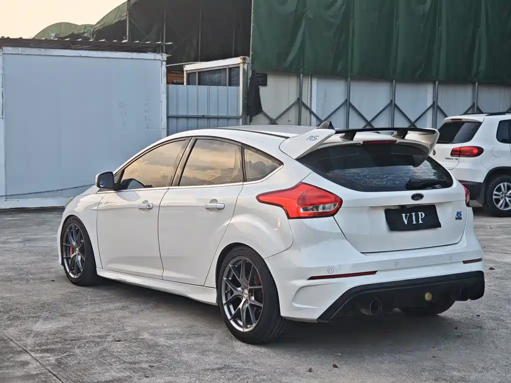 Focus Hatchback EcoBoost 180 Auto Elite