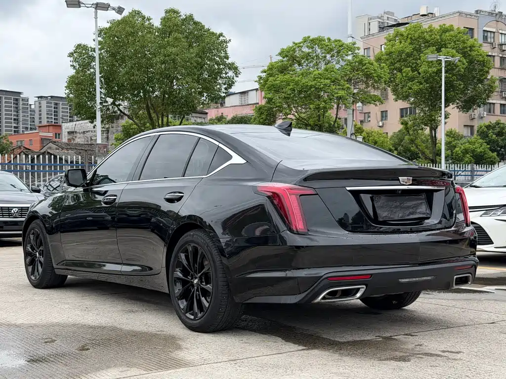 Cadillac CT5 28 T Luxury