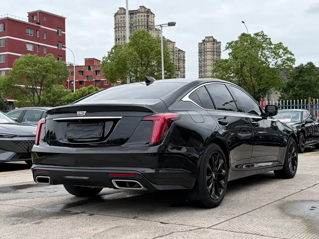 Cadillac CT5 28 T Luxury