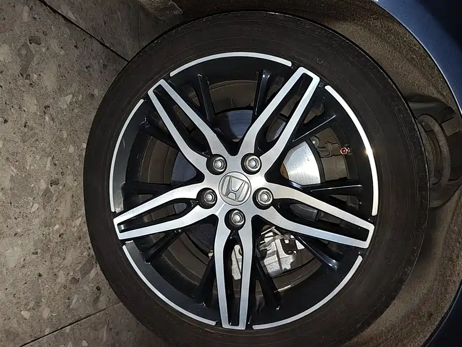 Accord Sharp· Hybrid 2.0 L Phantom Night · Sharp Smart