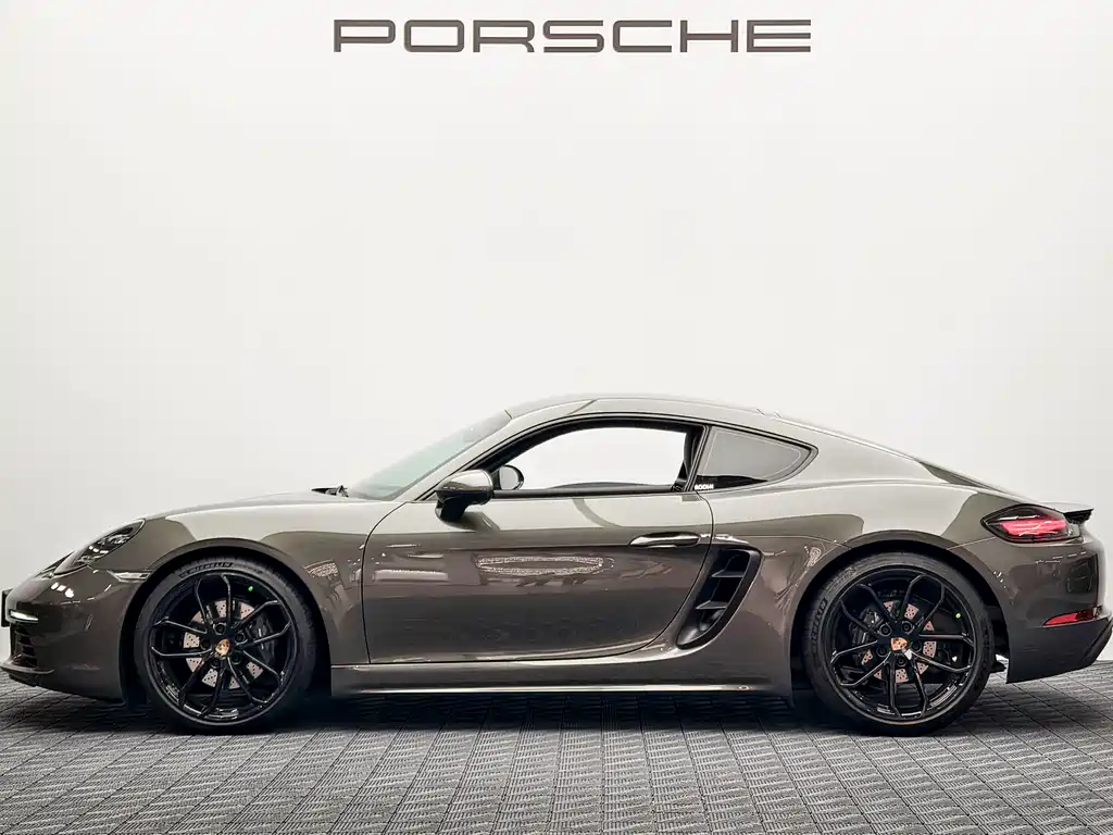 Porsche 718 保时捷718 2025款 Cayman Style Edition 2.0 T