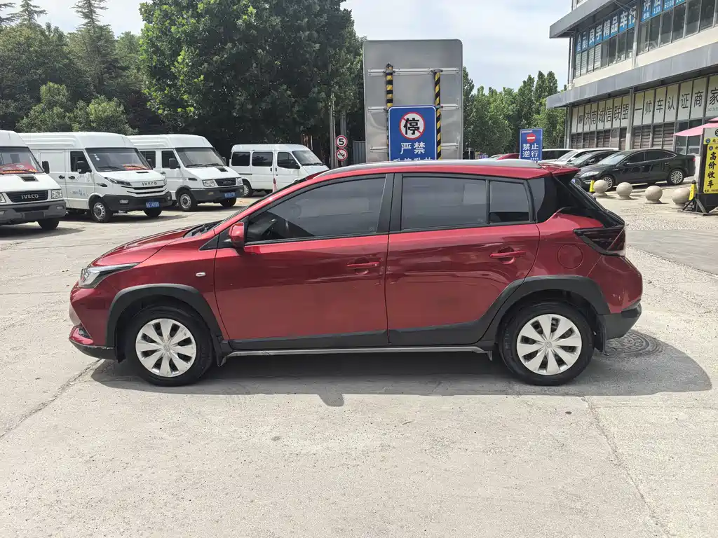 YARiS L Zhixuan Zhixuan X 1.5 L CVT Leading