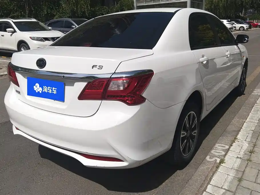 BYD F3 比亚迪F3 2020款 1.5 L 手动豪华版