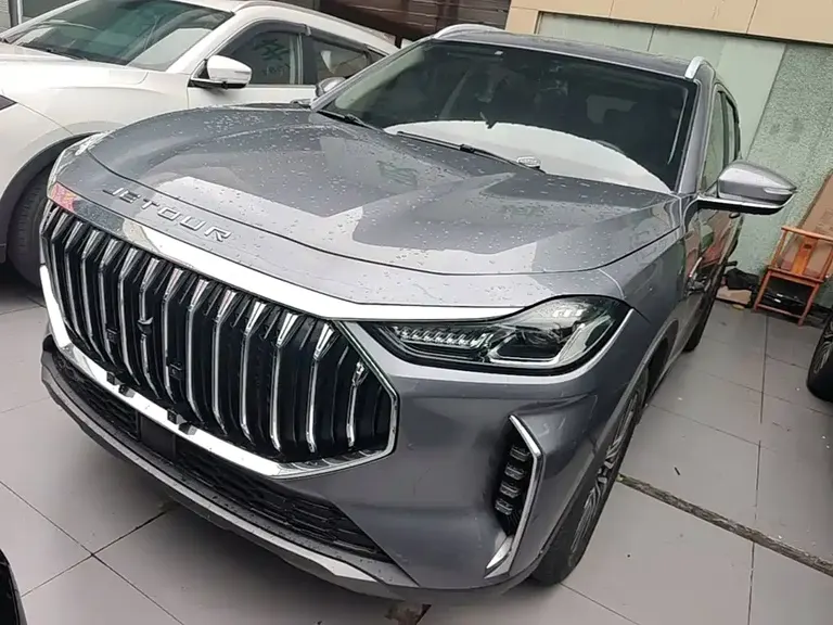 Jetour X70 PLUS 1.5 T DCT Brave PLUS 5-seat