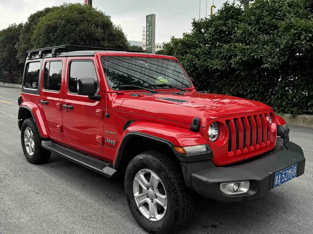 Wrangler 2.0 T Sahara 4-door CN-V