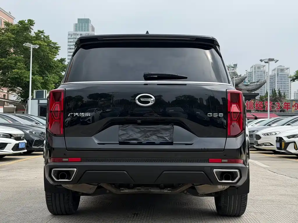 GAC Trumpchi GS8 Navigator Series 2.0 TGDI 2 WD Distinguished (6-seat)