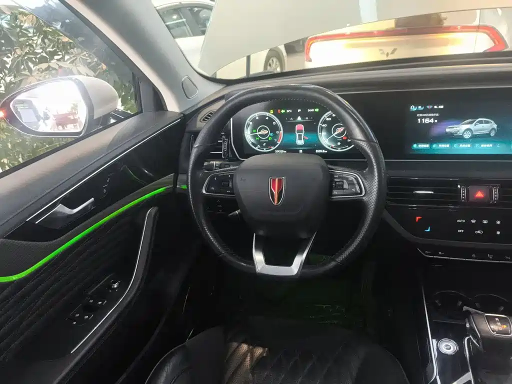 Hongqi HS5 Facelift 2.0 T Connected Flagship Enjoyment 4 WD