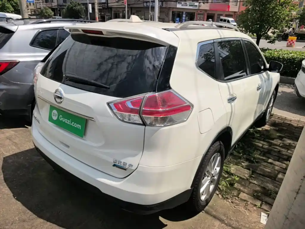 X-Trail 2.0 L CVT Comfort MAX 2 WD