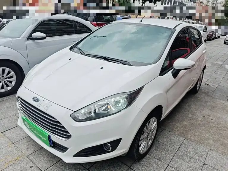 Ford Fiesta Hatchback 1.5 L Auto Fashion