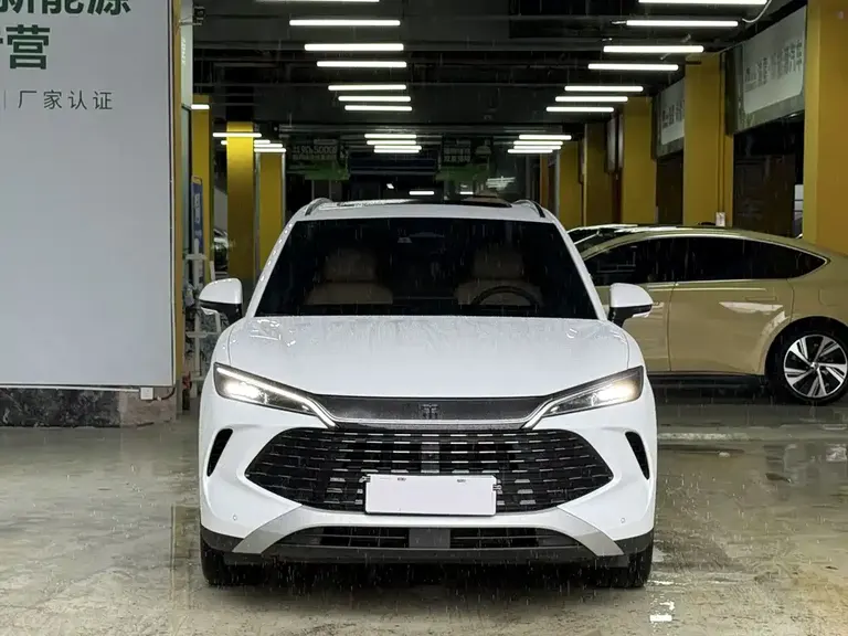 BYD Song L DM-i 112 km Transcend
