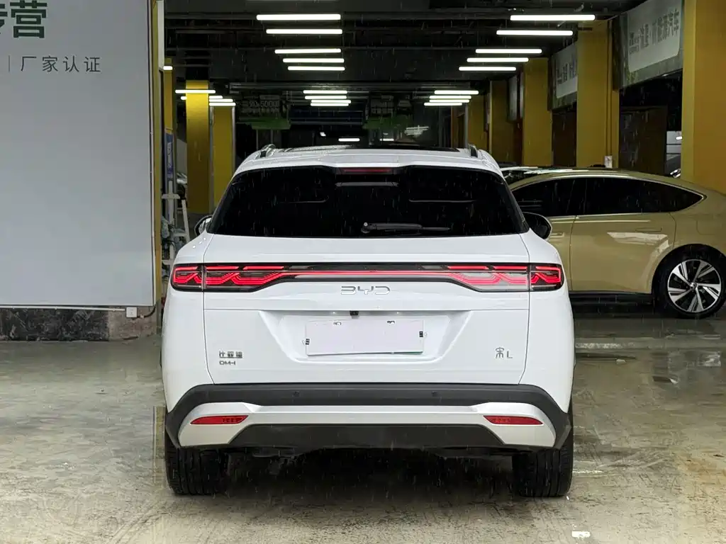 Song L DM-i 112 km Transcend