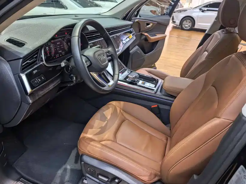 Audi Q7 55 TFSI quattro S line Sport