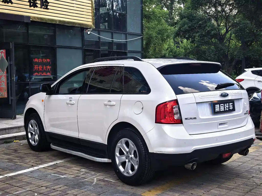 Edge (Import) 2.0 T Elite Sharp