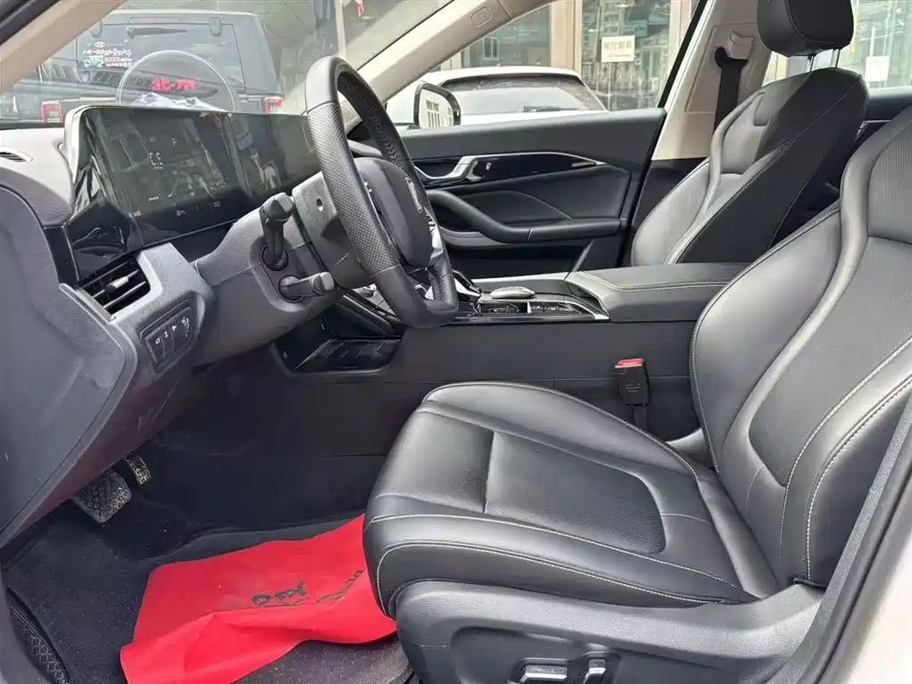 Besturn B70 3 rd Gen 1.5 T Auto Premium