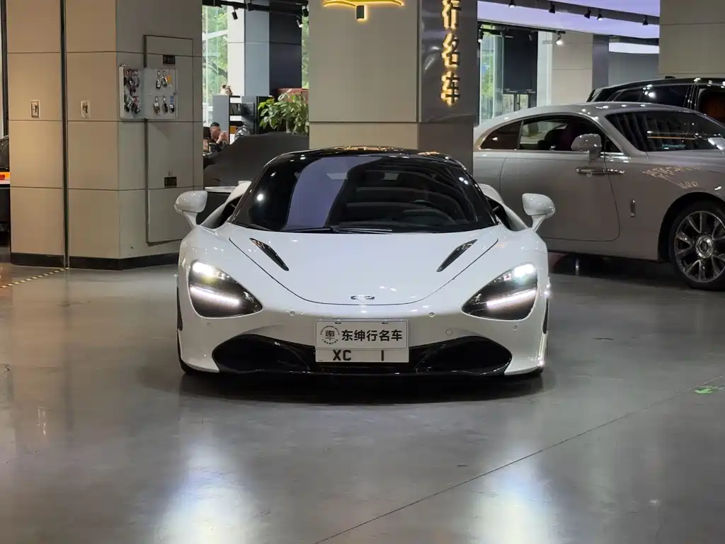 McLaren 720 S 4.0 T Coupe