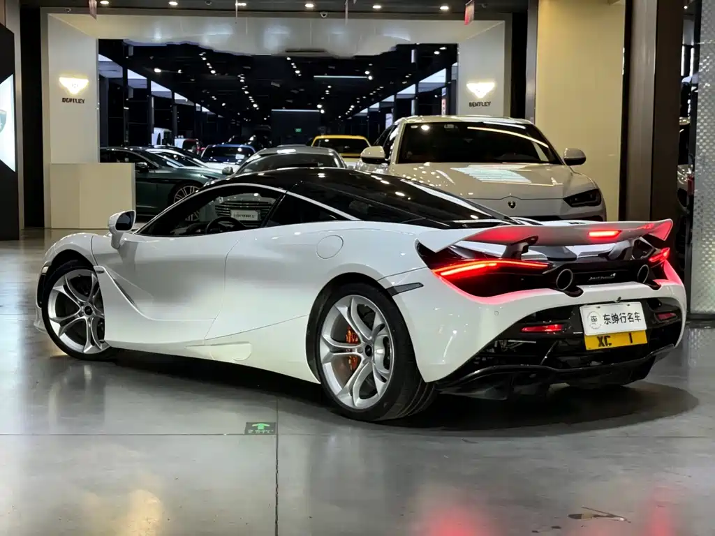McLaren 720 S 4.0 T Coupe