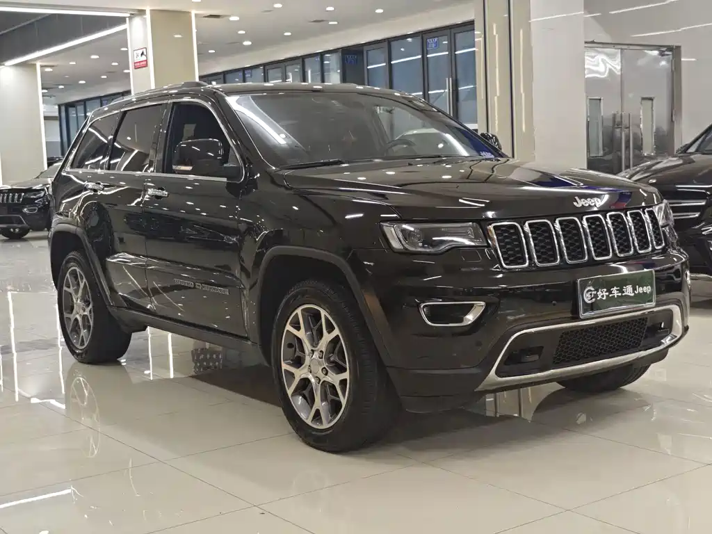 Grand Cherokee (Import) 大切诺基(进口) 2020款 3.6 L 精英导航版